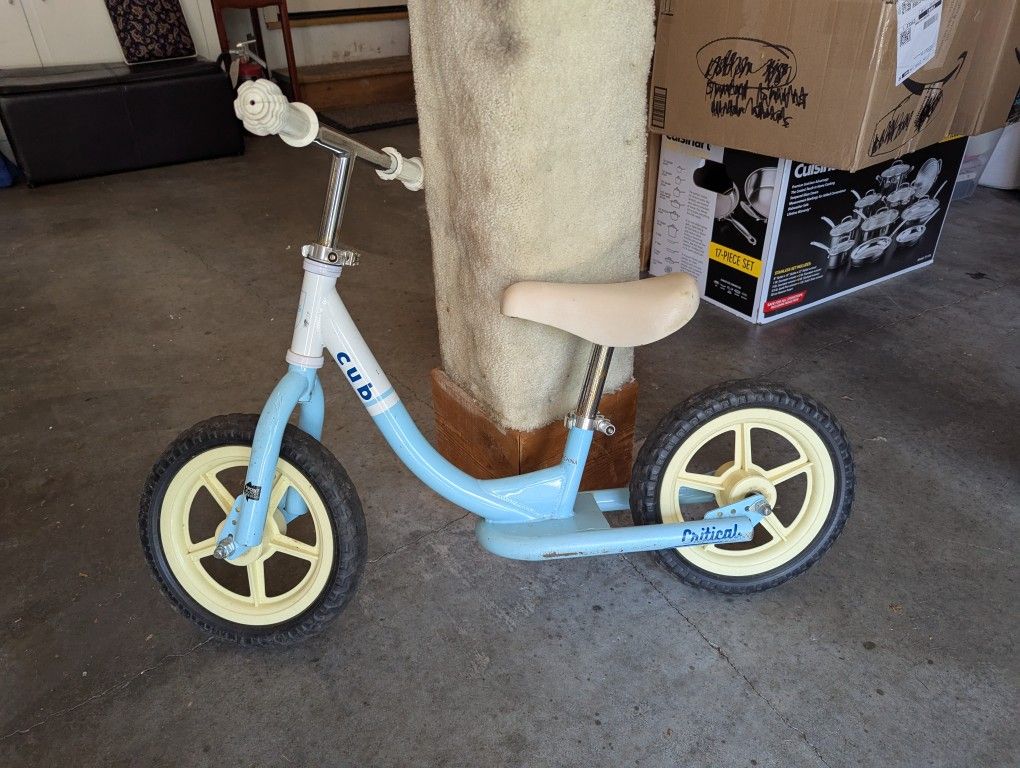 Cub Critical Balance Bike