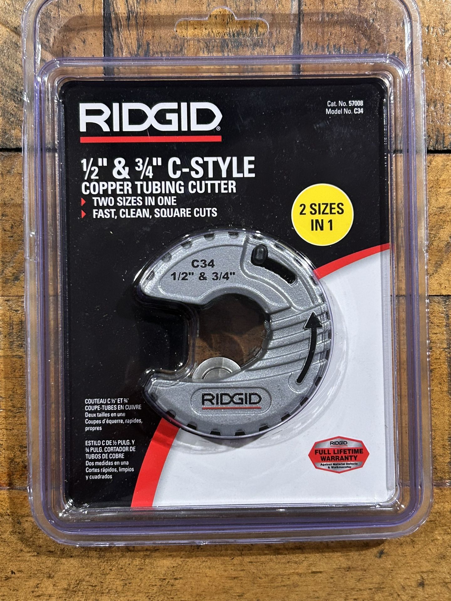 Rigid - 1/2 in. to 3/4 in. C34 "C" Style Close Quarters Quick Change Copper Pipe & Tubing Cutter w/