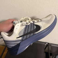 Nike Lunar Size 8.5 Men’s