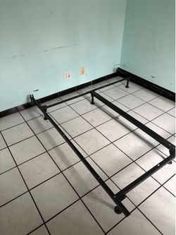 Metal Bed Frame for Queen Size Bed