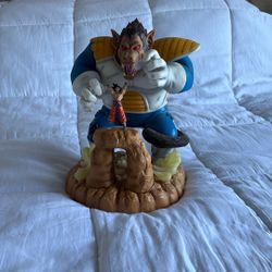 DRAGON BALL FIGURE