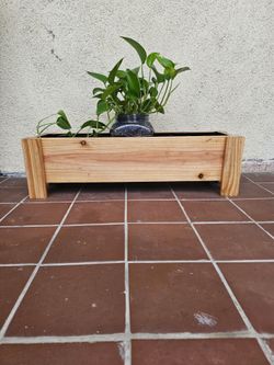 Small cedar planter box
