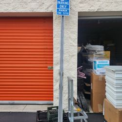 Handicap Sign ♿️ 