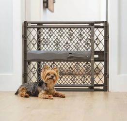 Pet Gate (brand new)