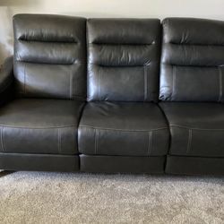 Graham Power Sofa w/ Power Headrest