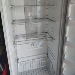 Used Upright Freezer 