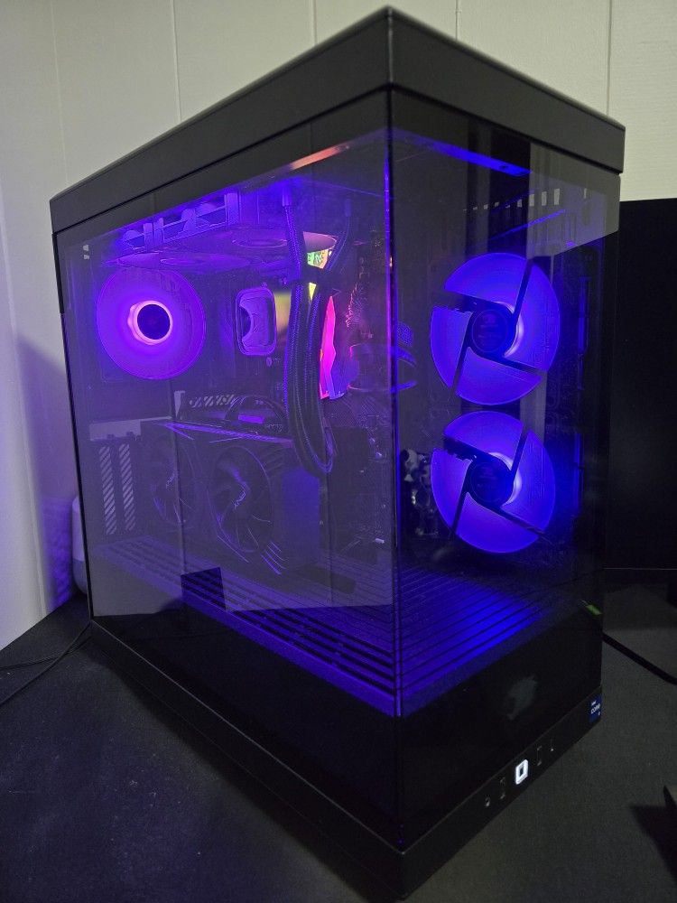 Gaming Computer RTX 4070 Intel Core i7-13700KF 32gb DDR5