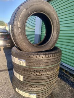 New Set of 265/65/18 Michelin Primary LTX