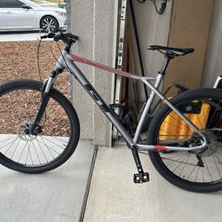 GT Avalanche Mountain Bike