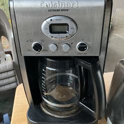 Cuisinart Extreme Brew DCC-2650 12-Cup Programmable Coffeemaker 