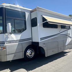 2001 Diesel Pusher 330hp Cat 