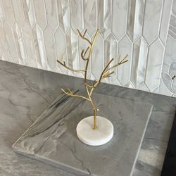Jewelry Stand 