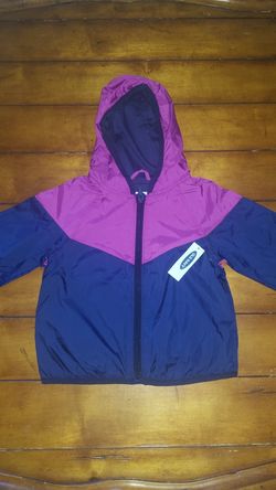 New size 5T girls Old navy spring jacket windbreaker hooded nwt