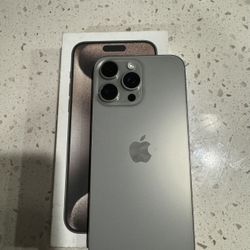 iPhone 15 Pro Max