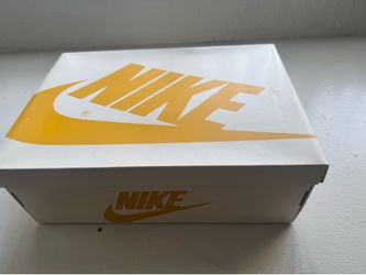 Nike air Jordan 1 orchid yellow
