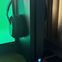 Xbox One X