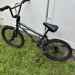 GT BANK BMX Bike