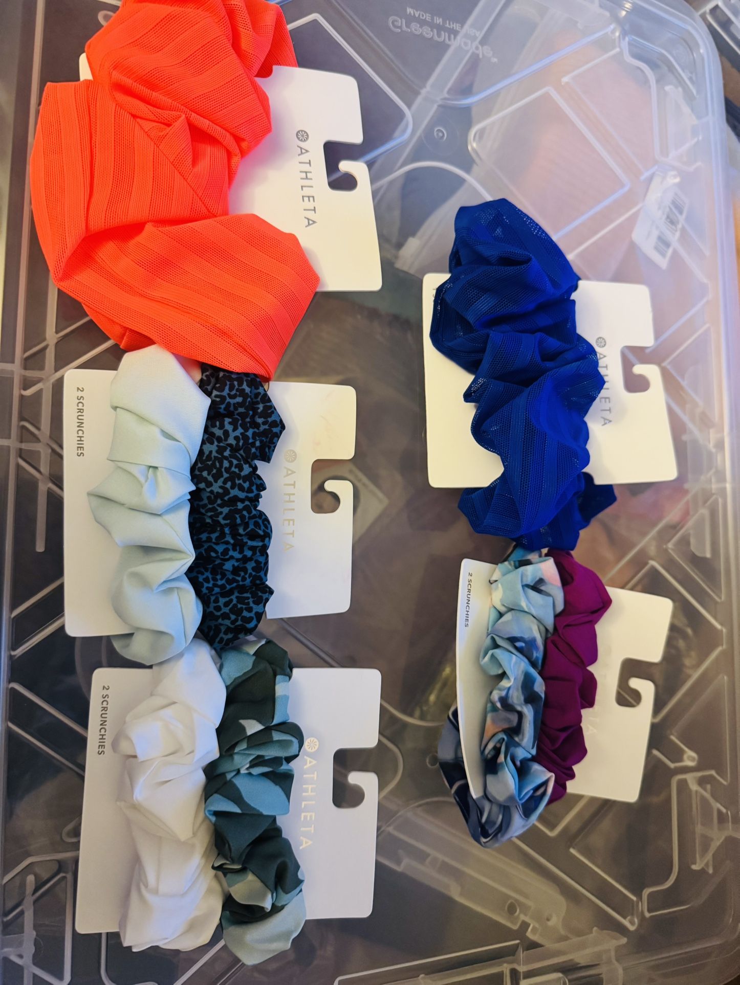 Athleta Girl Women Scrunchies Hair Bands for Girls Teens and Thick Hair, Adjustable Ponytail Holders Hair Accessories
