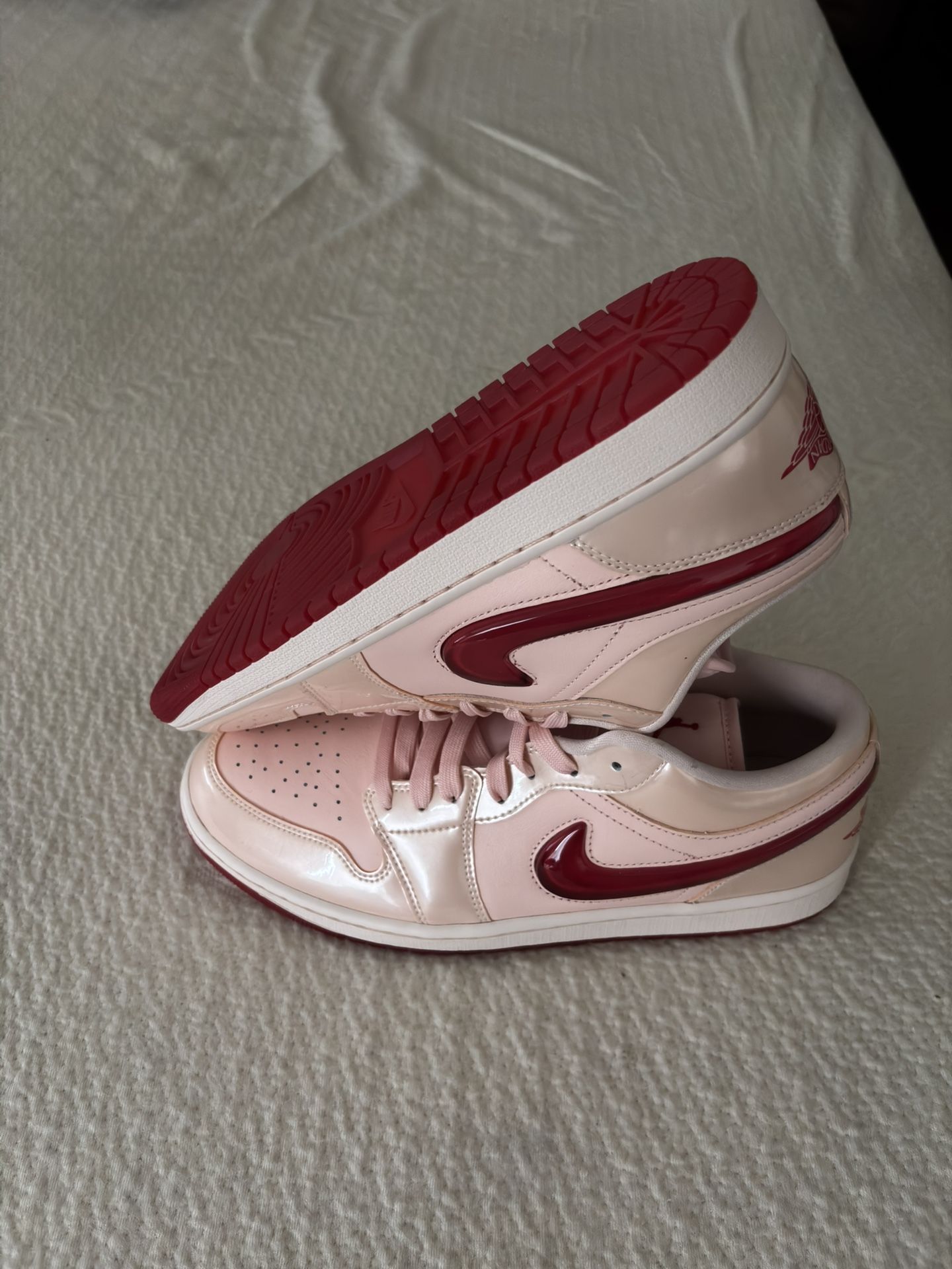 Air Jordan 1 Low SE-Brand New