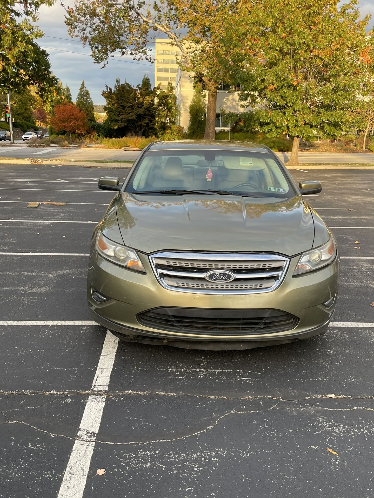 2013 Ford Taurus
