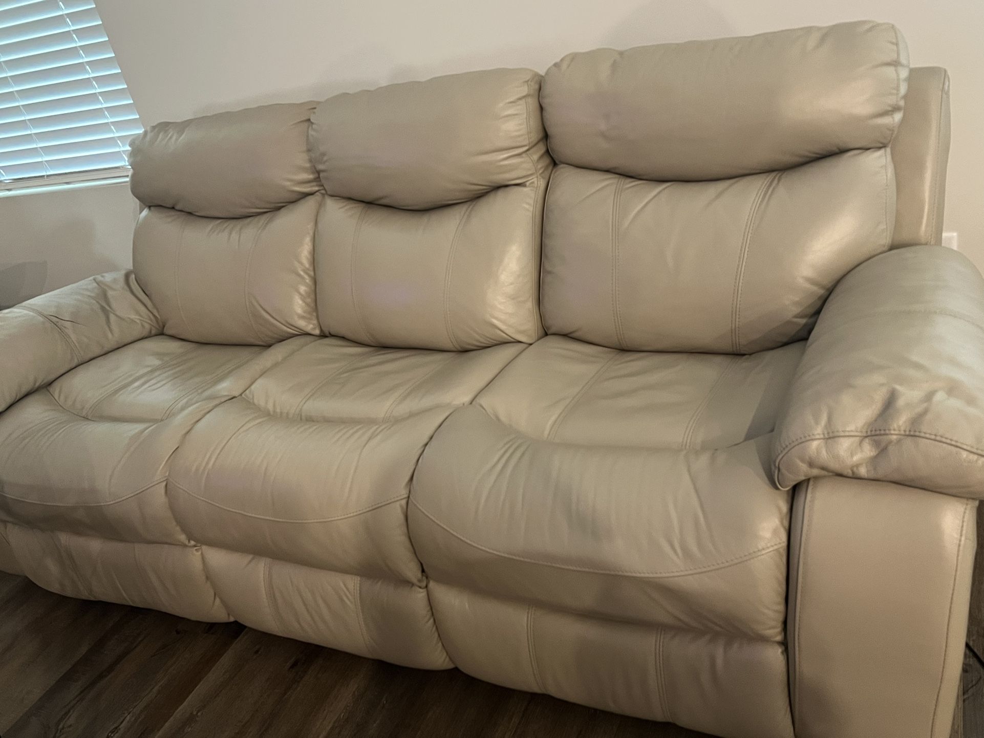 LEATHER DUAL POWER RECLINING Sofa