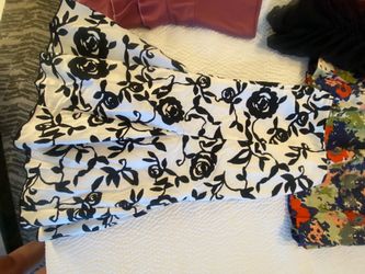 Women’s/girls skirts
