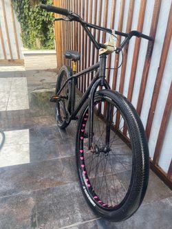 Mafia bike doesn’t need much but air in the tires and oil on the chain and probably a new pink coat￼