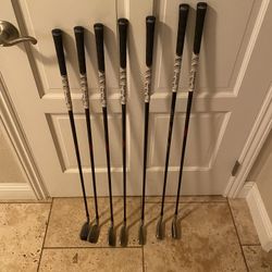 Callaway Razr X Golf Irons 4-PW