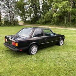 1987 BMW 3 Series