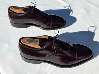 Johnston & Murphy Oxford Dress Shoes Burgundy Mens size 8.5 + Trees