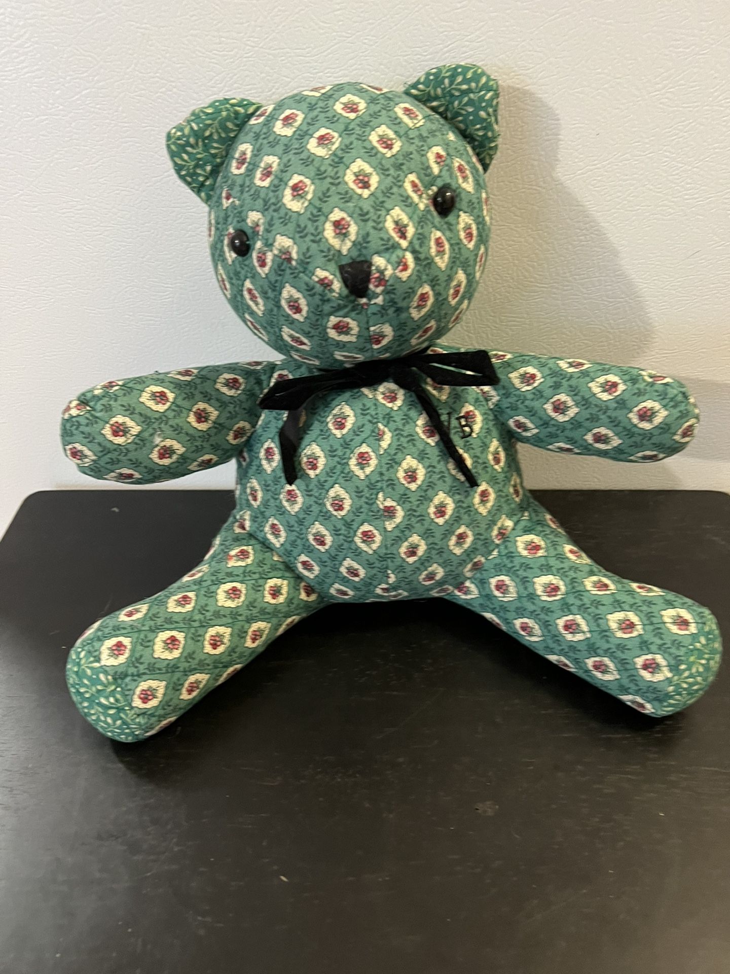 Vera Bradley Kelly Bear Greenfield Green Quilted Cotton 10" Teddy -RETIRED/RARE