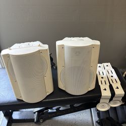 $50***- Pair Of OWI ACTIVE SPEAKERS* Great Deal!