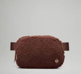 Lululemon Fanny