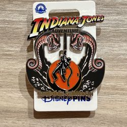 New Pin Disney Indiana Jones Moving Rope Snakes Boulder  Disneyland