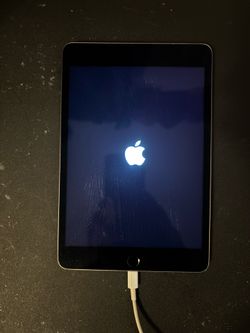 Apple iPad Mini 4 – Great Condition – Fully Working