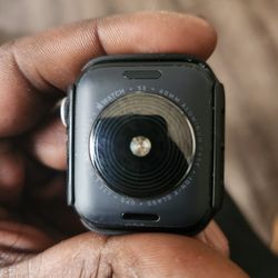 Apple Watch SE 40mm GPS+LTE 