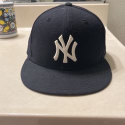 Navy Blue Yankees Hat, 7 3/8