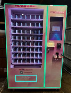 Brand New Smart Vending Machine