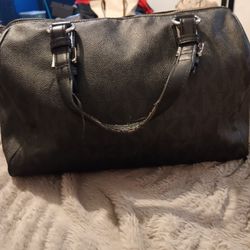 Black Michael Kors Purse Great Condition 