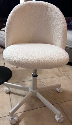 White Boucle Swivel Vanity Chair