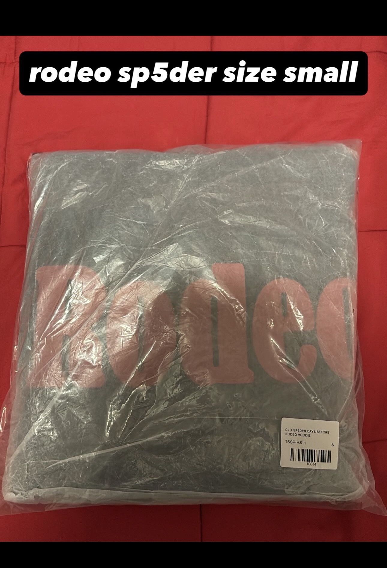 *looking for offers* Sp5der hoodie