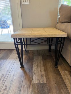 End table