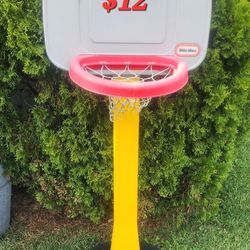 Basketball Hoop W Ball 