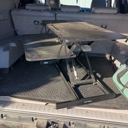 Adjustable Computer Desk 