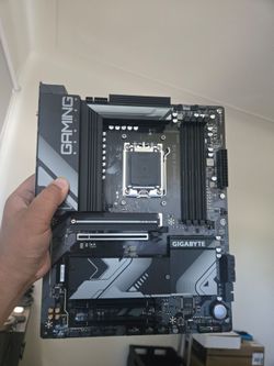 PC Parts Lot (AM5 Motherboard, DDR5 Ram, M.2 NVME SSD, 120mm Reverse Blade and 140mm fans)