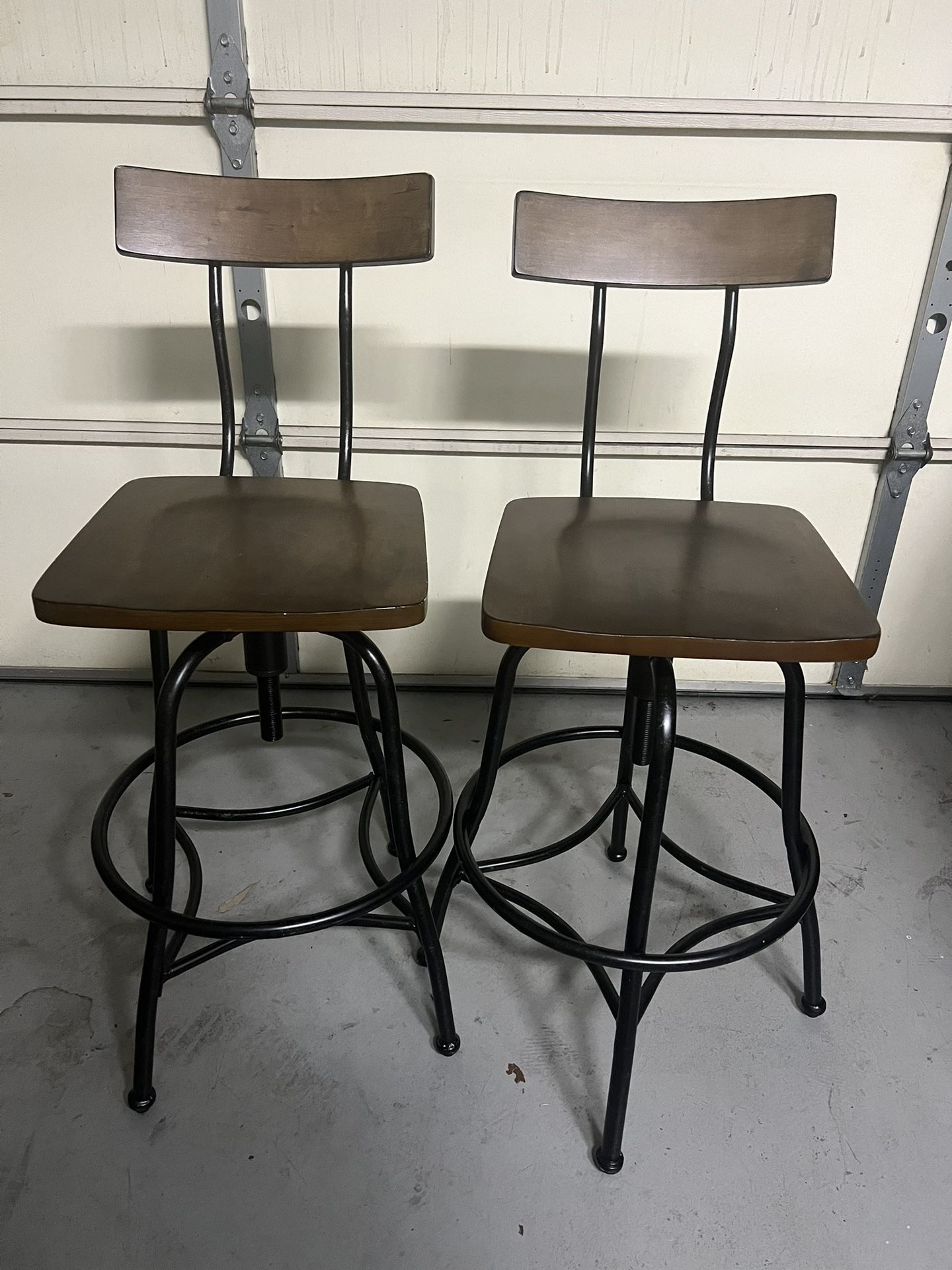Woodsboro Adjustable Barstool for Sale in Tustin CA OfferUp