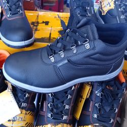 STEEL TOE WORK BOOTH BRAND NEW ONLY $40 SIZE 6-12 1/2