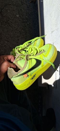 Nikes size 8