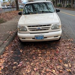 Ford Explorer 