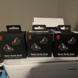 Beats Studio Buds 